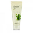 Herb Day Cleansing Foam Aloe - 100ml