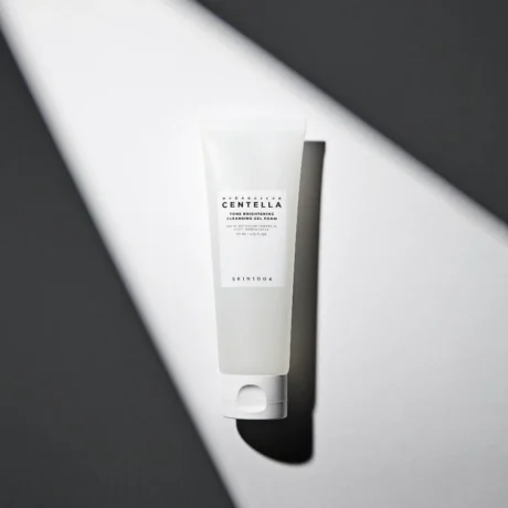 Tone Brightening Cleansing Gel Foam1