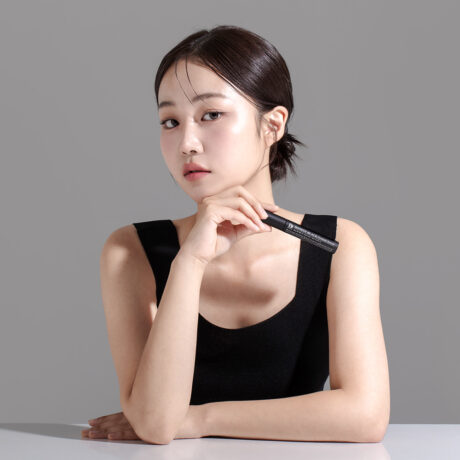 Benton Honest Black Eyelash Serum 8mLss