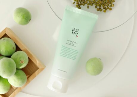 Green Plum Refreshing Cleanserss