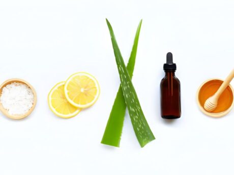 অসম ত্বকের রঙ ও uneven skin tone সমস্যা